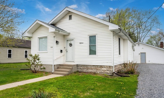 Marion House | Stylish Extended-Stay Home in Peaceful Midtown