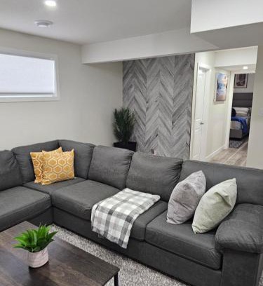 Regina Apartment | Stylish, Fully furnished Brand-New suite