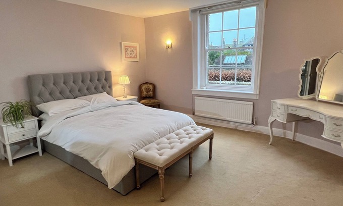 Rye House | Stylish Georgian Townhouse in Rye Citadel