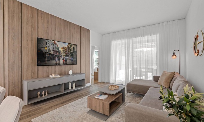 West Kissimmee House | Stylish Home 15 Min to Magic