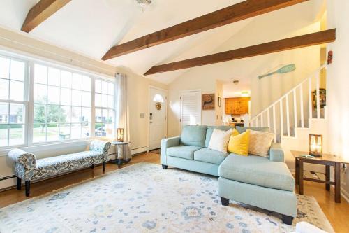 West Yarmouth House | Stylish Home Dog Friendly Close to Beach