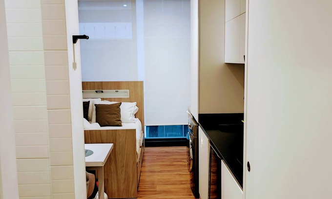 Chico Norte III Apartment | Stylish loft in Bogota. Modern amenities, smart lock, 24-hour surveillance.