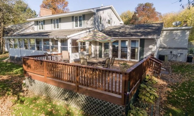 Almelund House | Stylish Long Lake Lodge: 1 hr from Twin Cities w game room, fire pit, lakefront