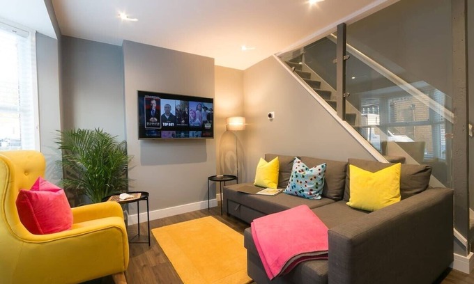 Margate House | Stylish Margate home close to the BEACH By ADLIV