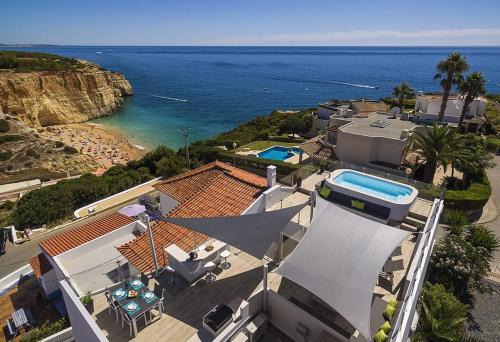 Benagil Villa | Stylish & Modern Carvoeiro Villa 2 Bedrooms Villa Benagil Stunning Views & Roof Terrace With Private Heated Pool Algarve
