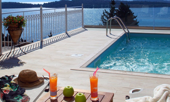Perigiali Villa | Stylish Modern villa, private pool Ionian seaview, Walking distance to the beach