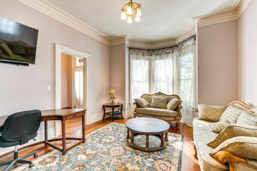 Alkali Flat House | Stylish Sacramento Retreat Less Than 1 Mi to Downtown!