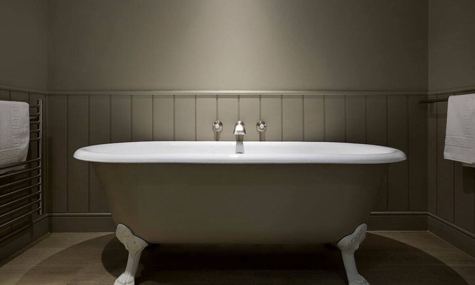 Southrop Cottage | Stylish Southrop Stay | Boutique Countryside Base