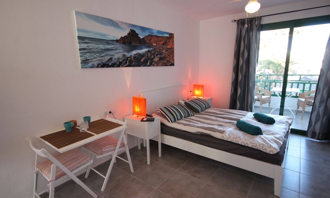 Costa Teguise Apartment | Stylish studio, very central and near the beach