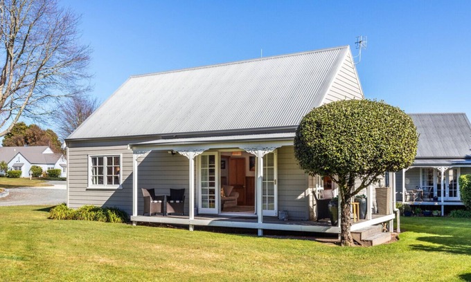 Rangatira Park House | Stylish Taupo Villa Retreat