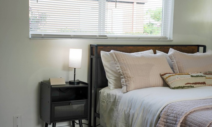 Old Northwood Historic District Hotel | Stylish Urban Getaway