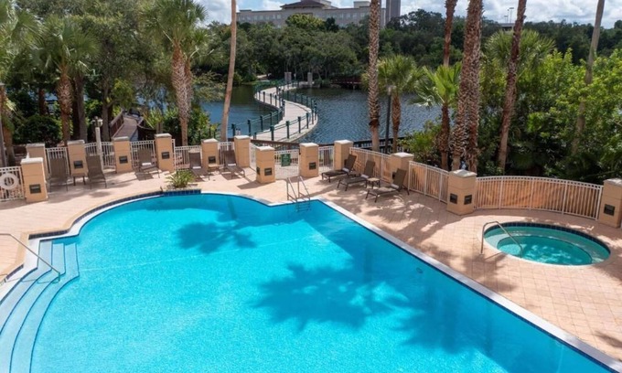 St. Petersburg - Clearwater Hotel | Stylish Waterfront Escape near Beaches | Outdoor Pool & Spa | 2 Units
