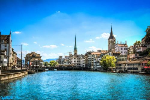 Langstrasse Apartment | Stylish Zurich Apartment with Balcony Self Check-In A Hoh
