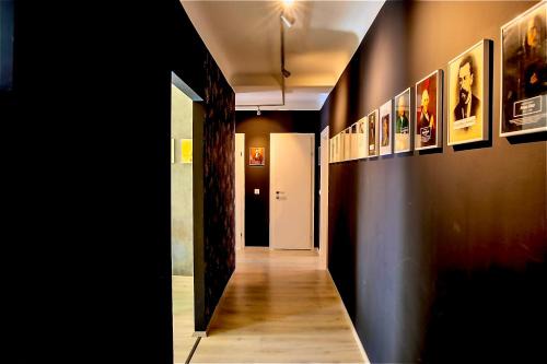 Leopoldstadt Apartment | Stylishly colorful & central in Wien - WiFi