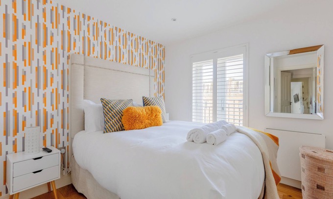 Fitzrovia Apartment | Stylishly Designed 1BD Flat by Regents Park