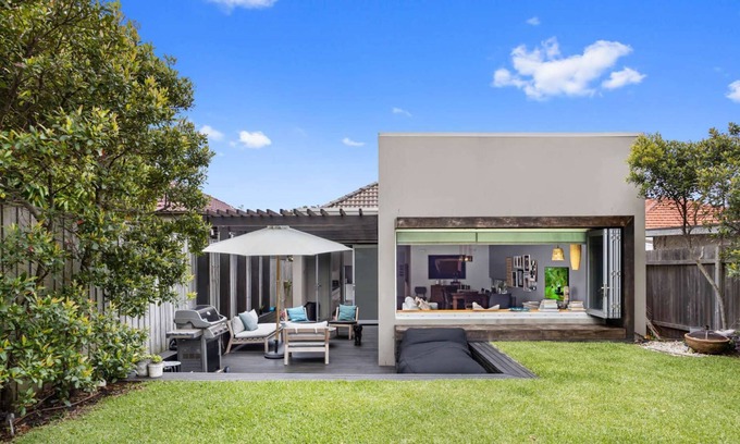 Maroubra House | Stylishly renovated 3BR characterful home with pool