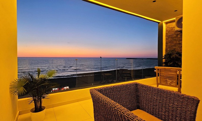 Quartier d'Ouled Oujih Apartment | Sublime sea view!