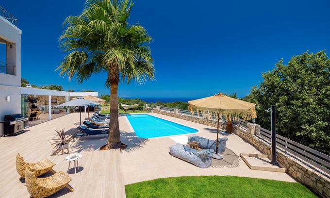 Atsipópoulon Villa | Sublime views, child friendly villa, sports & wellness facilities, full privacy!
