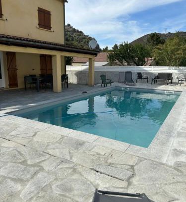 Omessa Villa | Sublime villa aux pieds des rivières et randonnées