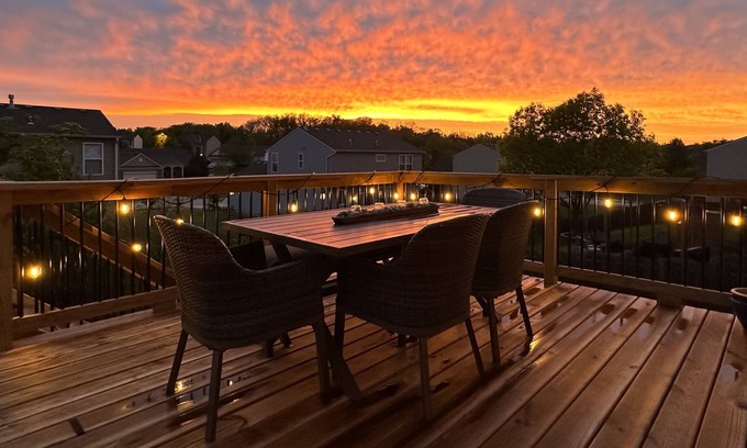 Kansas City House | Suburban Getaway— Close to Airport, Downtown Events & Stadiums