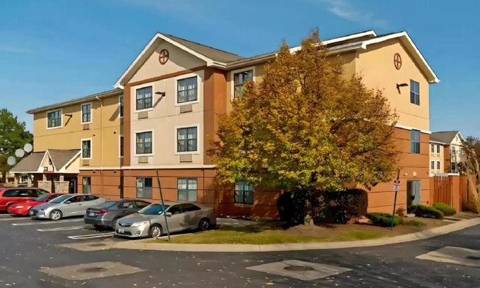 Auburn Hills Hotel | Suburban Studios Auburn Hills - Detroit