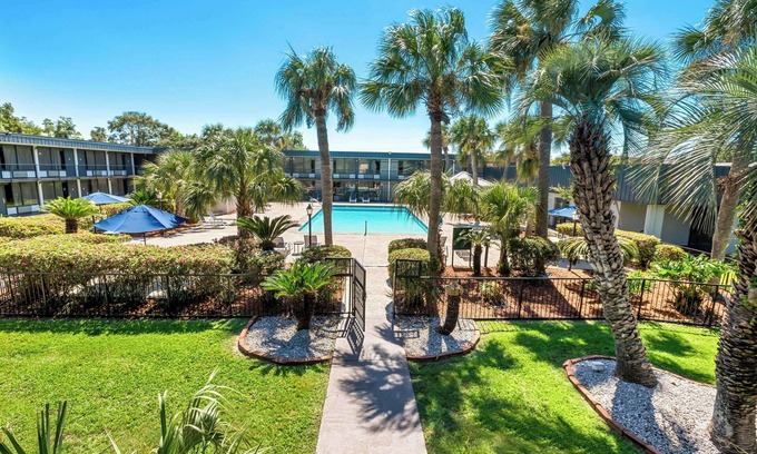 Slidell Hotel | Suburban Studios Slidell I-10