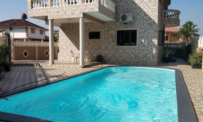 Betalbatim Villa | Suchi's Villa Modern, clean pool villa in South Goa