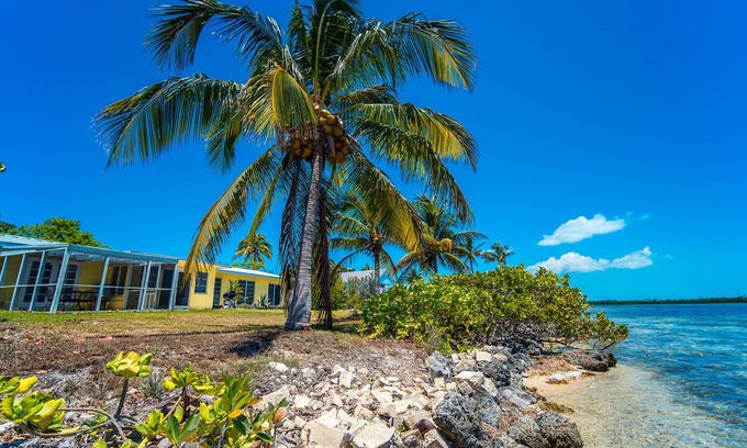 Sugarloaf Shores House | Sugarloaf Serenity | Spacious, pet-friendly waterfront retreat on Sugarloaf Key