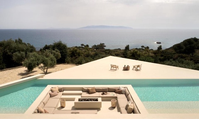 Pesada Villa | Sui Generis Villa