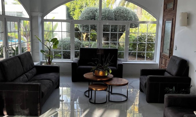 Elche Villa | Suitable for weddings: Luxurious villa Elche