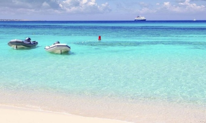 Rivabella Apartment | Suite 11 ★ Beach Home & Private Beach Access ★ Gallipoli Puglia