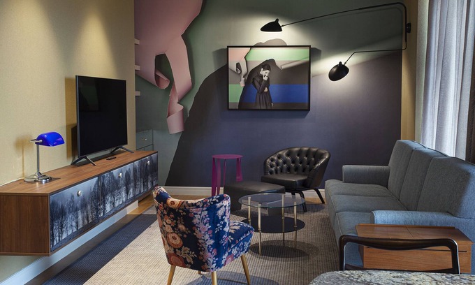 Sector 1 Apartment | Suite 15 PLAY