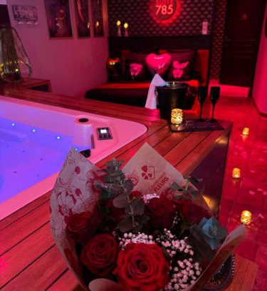 Montauban Bed & Breakfast | SUITE 785 Chambre Jacuzzi Sauna