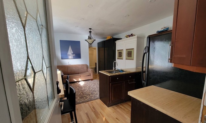 Halifax Apartment | Suite 9.5Km from downtown Halifax