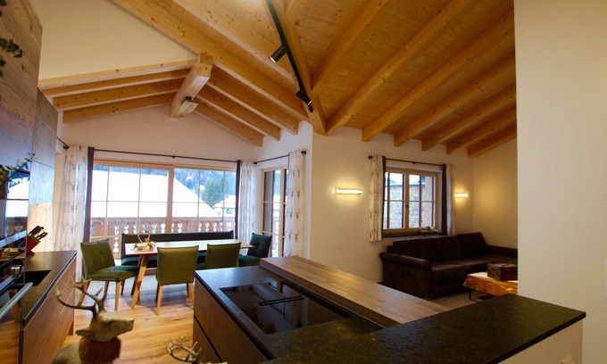 Russbach am Pass Gschuett Apartment | Suite BO in the Dachstein Chalet- Ski region Dachstein West