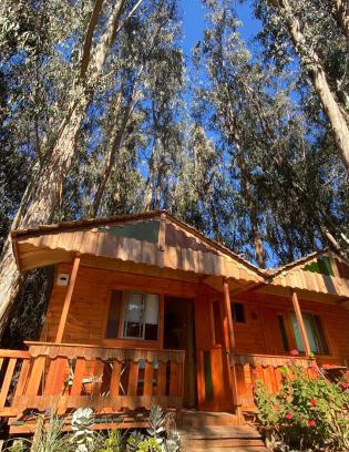 Isla Negra Cabin | Suite con DESAYUNO SOLO PARA DOS Ó Cabañas familiares Los PINARES DEL MAR -Pet friendly