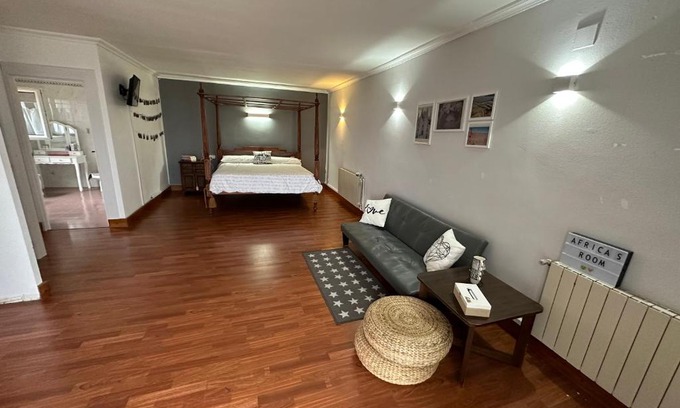 Pineda de Mar House | Suite en estancia maravillosa y romántica ideal parejas