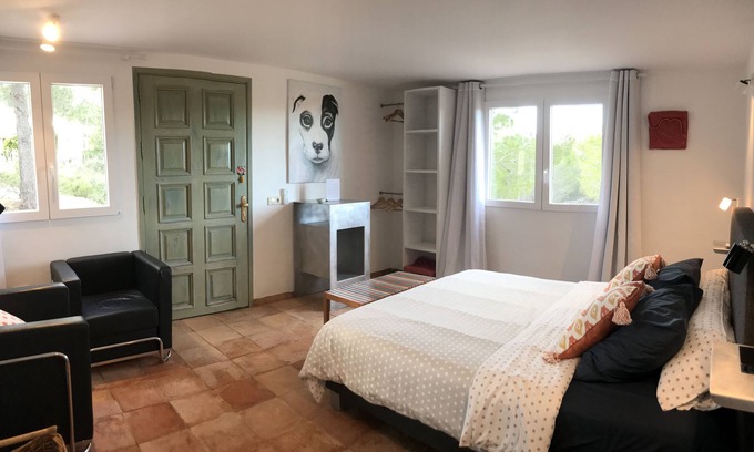 Tarraula Apartment | "suite Golondrina" very quiet location, yet only 10 minutes from the beach.