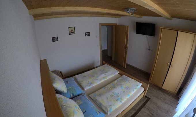 Tannheim Apartment | Suite - guest house Reichle