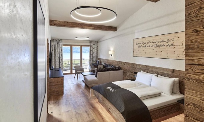 Buchau House | Suite Kaiser Max IV, Auszeit All Inclusive - Familienresort Buchau