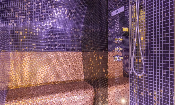 Auriol Bed & Breakfast | Suite Les Bains D'aphrodite