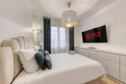 Les Pavillons-sous-Bois Apartment | Suite Love Hammam et Sauna