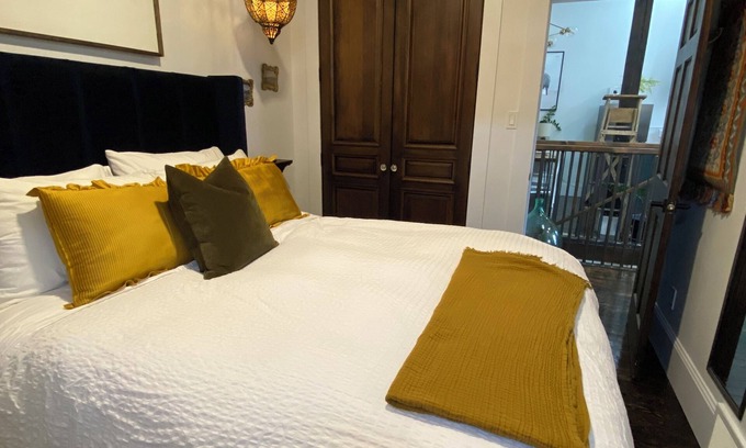 Armstrong Hotel | Suite on the BLVD