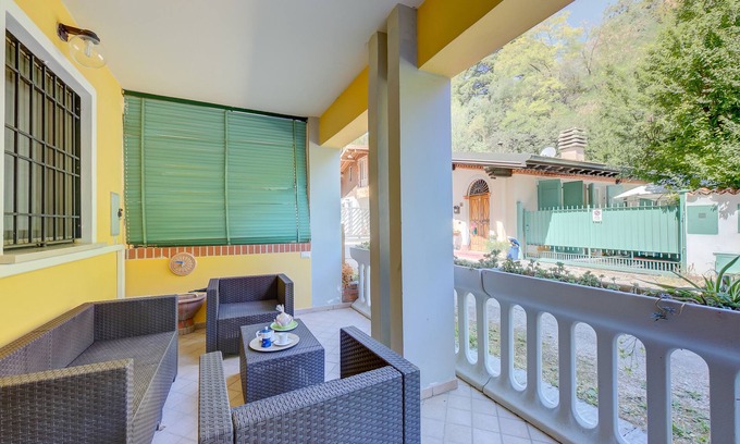 Barbarano Apartment | Suite Perla Salò Terrace 100m from Lake, Salò, Italy