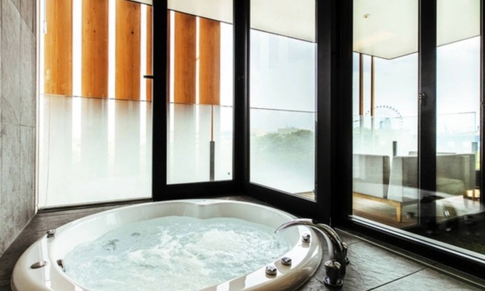Fukuoka Hotel | Suite RoomWith Jacuzzi 40m2 | Rack Rate Accom/Fukuoka Fukuoka