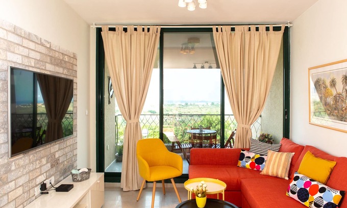Caesarea Apartment | Suite with sea views - Neot Golf