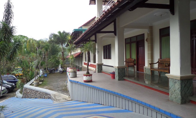 Sukapura House | Sukapura Permai Hotel