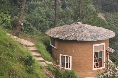 Jakh Hotel | Sukoon Nature Retreat Near Bhatrojkhan Ranikhet