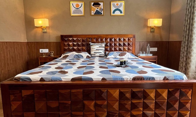 Sonepat Other | Sukriti Farmhouse - a Luxury Stay