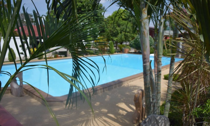 Sing Buri Hotel | Sumali Villa